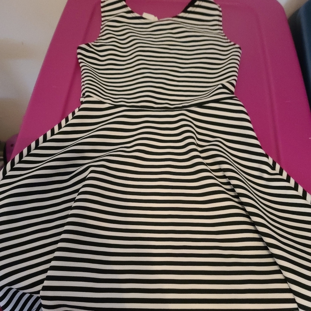 Short dress